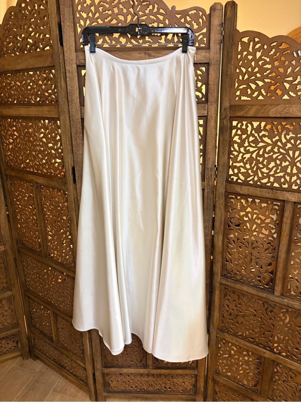 Ralph Lauren Long Cream Skirt - Picture 3 of 5